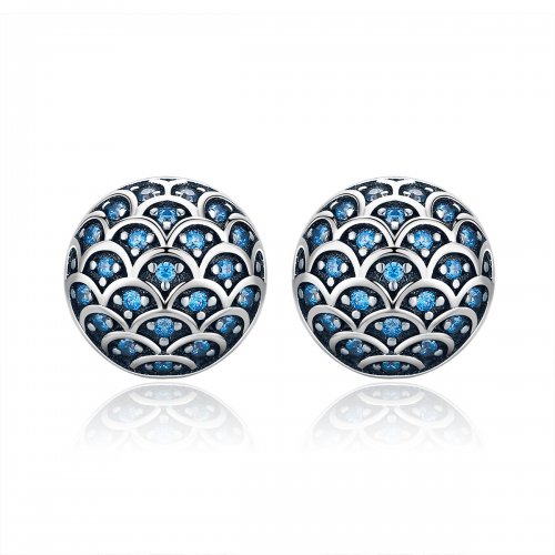 Aretes de botón, estilo Pandora, están hechos de plata y representan la leyenda del mar - SCE239