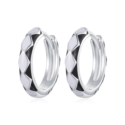 Aretes de argolla con estilo Pandora con patrón en forma de diamante - SCE1611-BK Aretes de argolla con estilo Pandora con patrón en forma de diamante - SCE1611-BK
