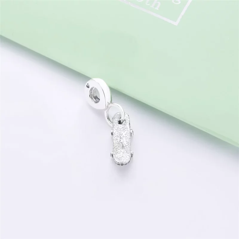 (imagen para) Charm Colgante PANDORA en plata de ley Sé Libre - 797206CZ - Ver 4