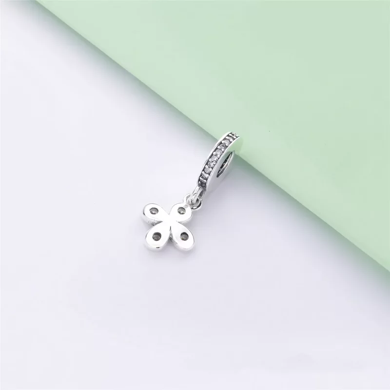 (imagen para) Charm Colgante PANDORA en plata de ley Trébol de cuatro pétalos - 797969CZ - Ver 4