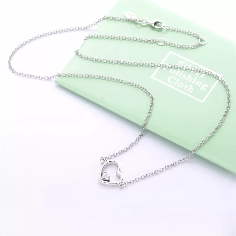 (imagen para) Collar PANDORA Corazón de amor asimétrico 397797CZ - Ver 5