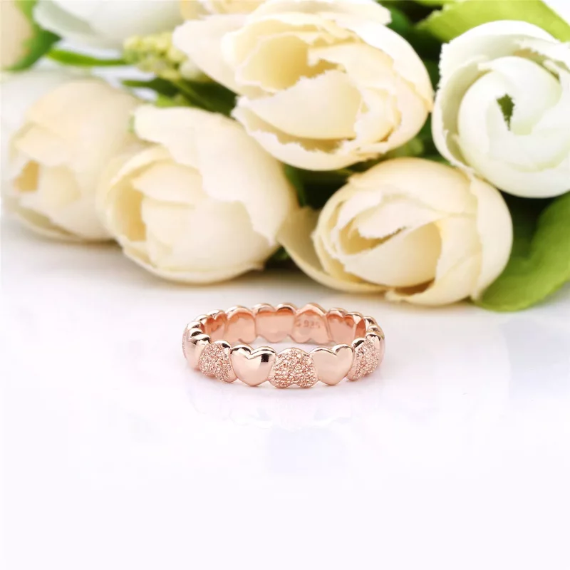(imagen para) Anillo en Pandora Rose Corazones Brillantes Mate - 187950 - Ver 4