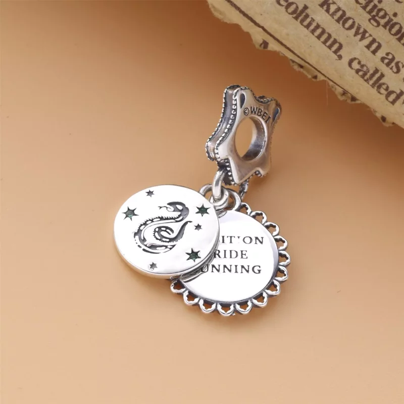 (imagen para) PANDORA Harry Potter, Slytherin Dangle Charm - 798620C01 - Ver 2