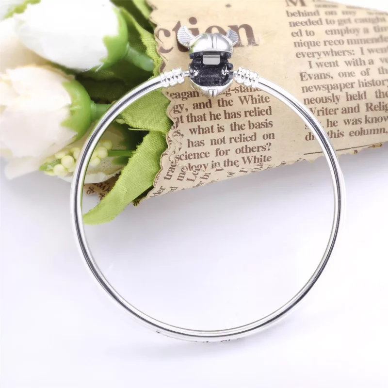 (imagen para) Pulsera Pandora Moments Harry Potter, con broche de Snitch Dorada - 598619C00 - Ver 2