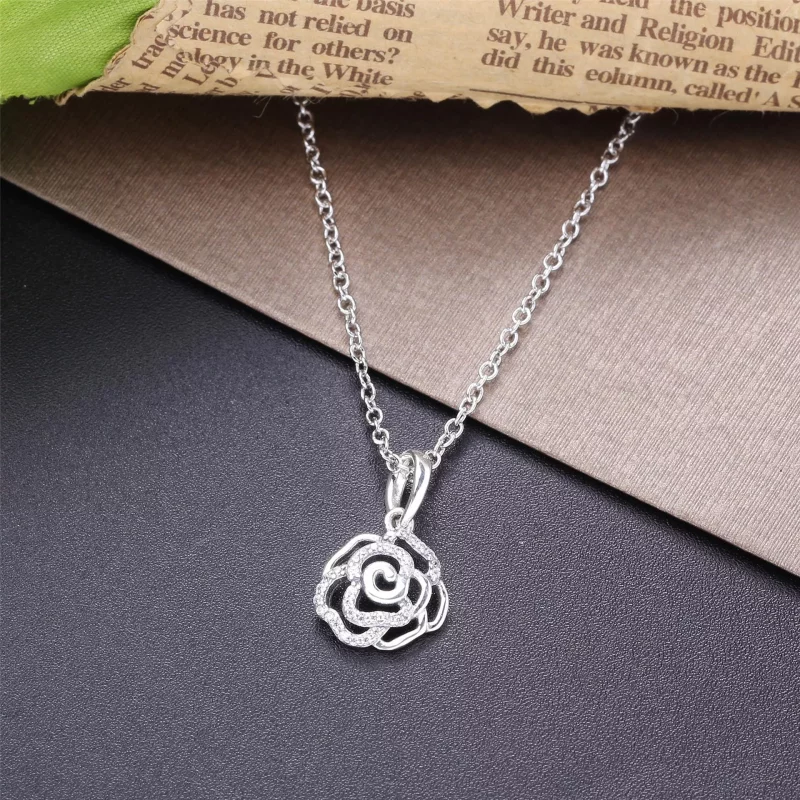 (imagen para) Collar colgante PANDORA Shimmering Rose - Circonita transparente - Ver 2