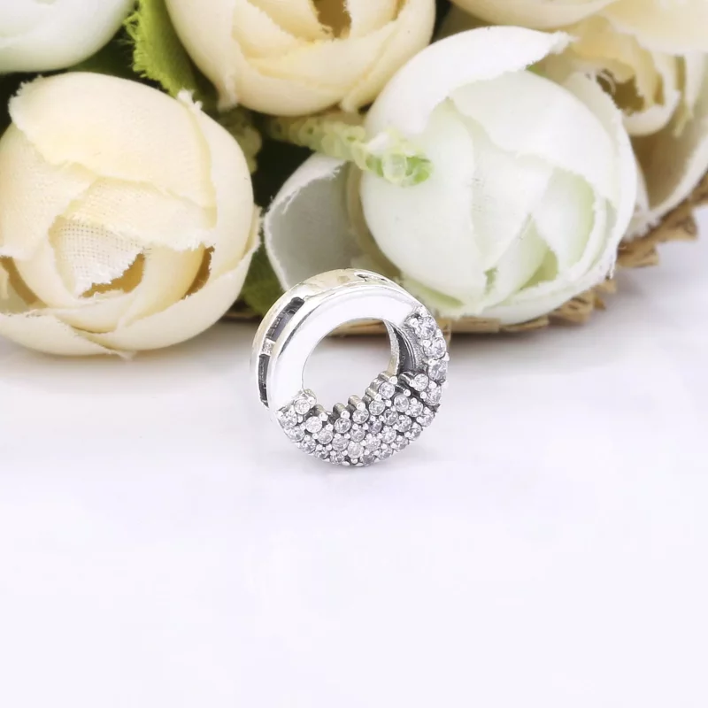 (imagen para) PANDORA Abrazadera con Encanto de Icicles Brillantes - 798475C01 - Ver 2