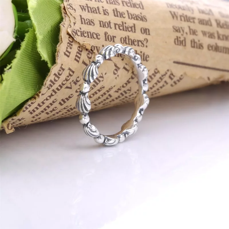 (imagen para) Anillo de banda con cuentas de concha de mar de PANDORA - 198943C00 - Ver 2