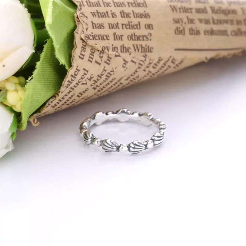 (imagen para) Anillo de banda con cuentas de concha de mar de PANDORA - 198943C00 - Ver 4