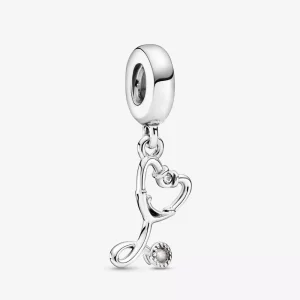(imagen para) Charm colgante en forma de corazón con estetoscopio PANDORA - 799072C01