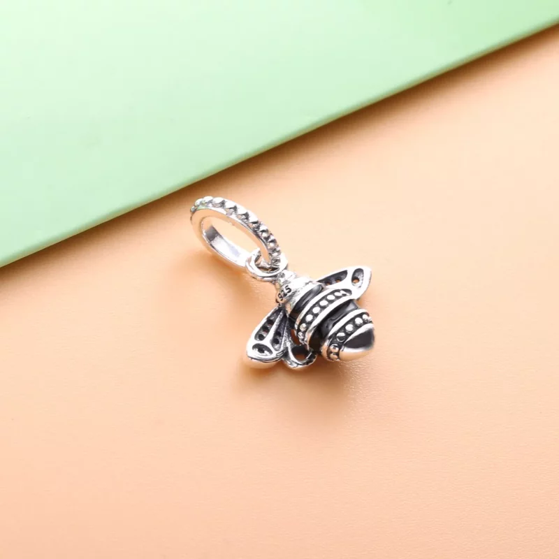 (imagen para) Colgante PANDORA Sparkling Queen Bee - 398840C01 - Ver 3