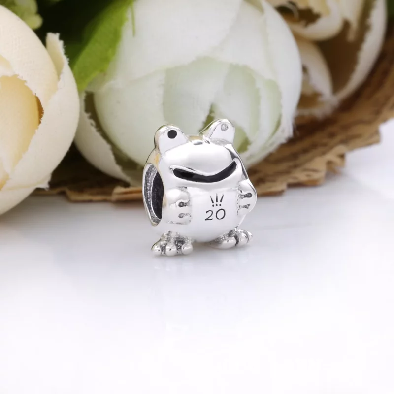 (imagen para) Pandora 2020 Edición Limitada Charm de Rana - 798953C00 - Ver 2