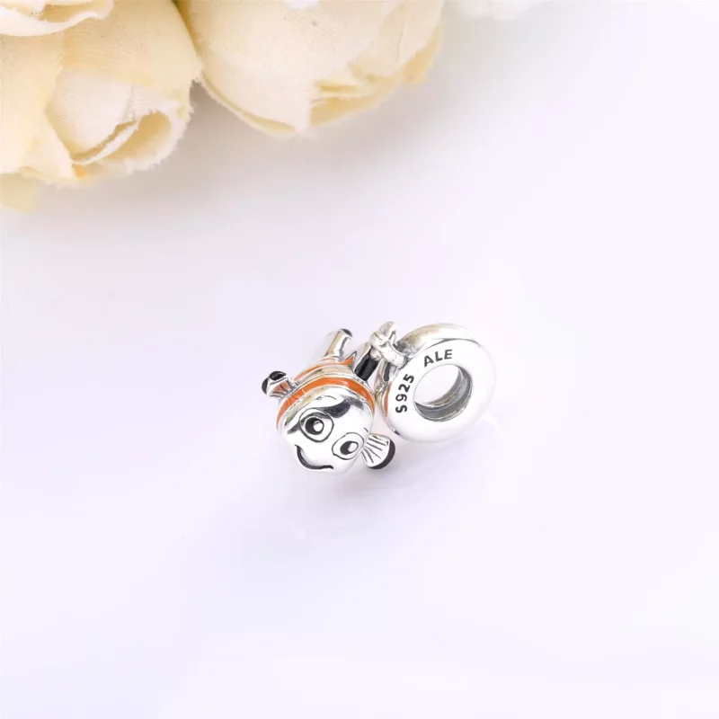 (imagen para) PANDORA Disney Encanto Colgante Buscando a Nemo - 798847C01 - Ver 2