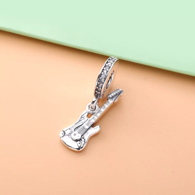 (imagen para) PANDORA Guitarra Eléctrica Colgante - 798788C01 - Ver 2
