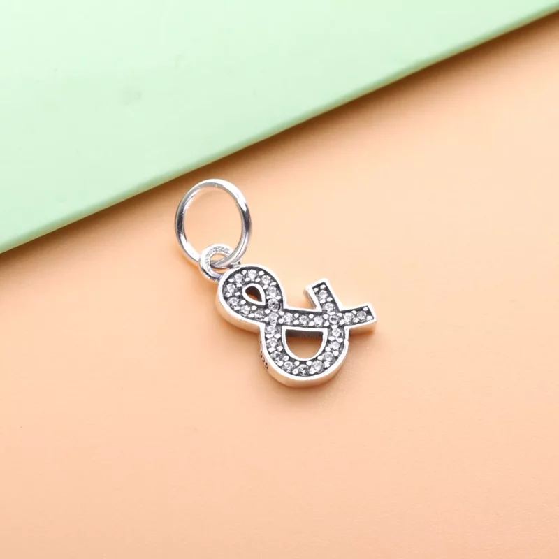 (imagen para) Pandora Letra Ampersand Colgante Charm - 791305CZ - Ver 2