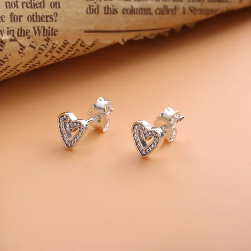 (imagen para) Pendientes de botón PANDORA Sparkling Freehand Heart - 298685C01 - Ver 2
