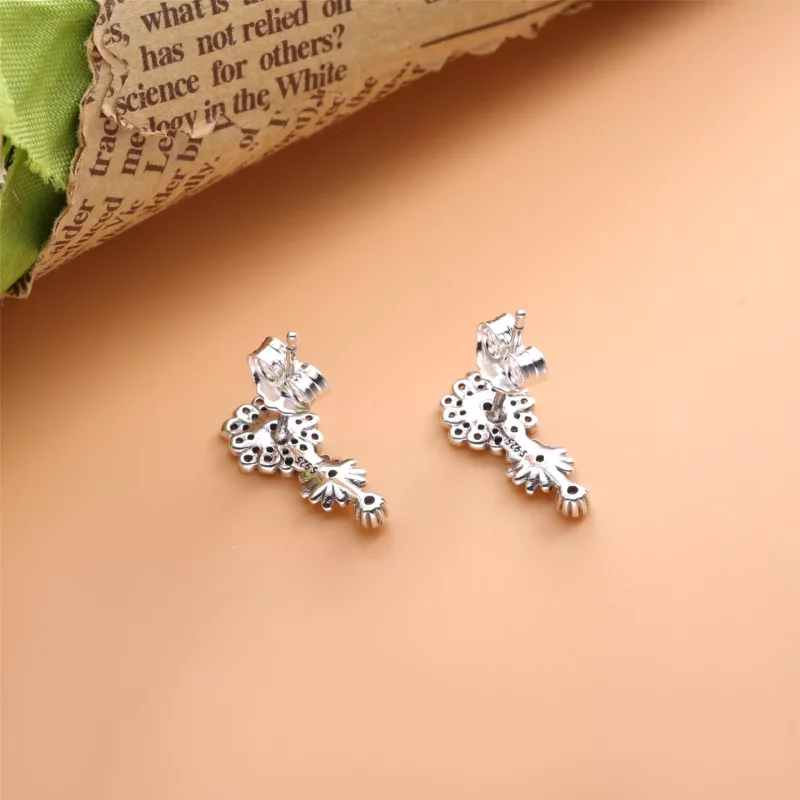 (imagen para) Pendientes de botón trío PANDORA Sparkling Daisy Flower - 298876C01 - Ver 5
