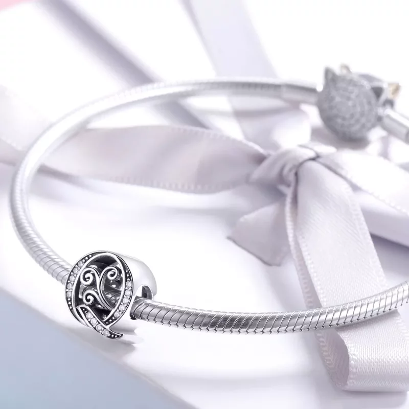 (imagen para) Charm con letra Q brillante de estilo Pandora con pavé de flores - BSC030-Q - Ver 3