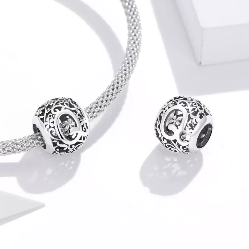 (imagen para) Charm de letra Q con flor de estilo Pandora - SCC1444-Q - Ver 4