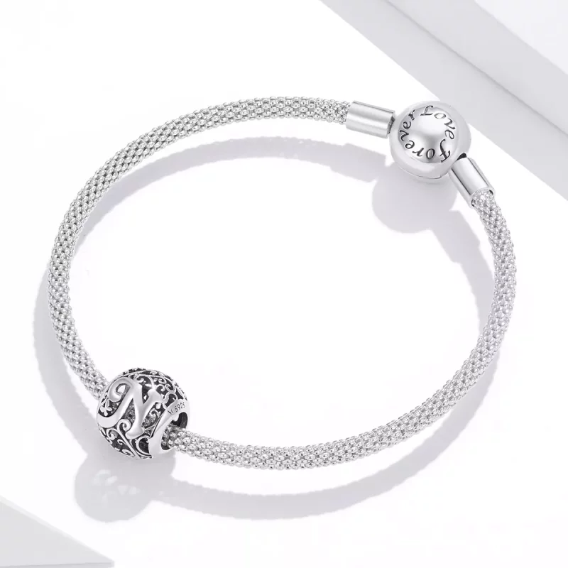 (imagen para) Encanto de letra N con motivo floral calado al estilo de Pandora - SCC1444-N - Ver 3