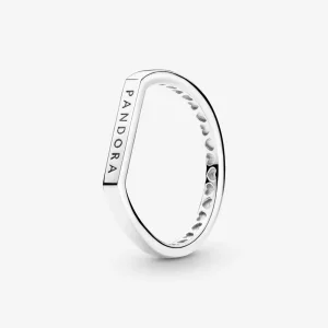 (imagen para) Anillo apilable PANDORA Logo Bar - 199048C00