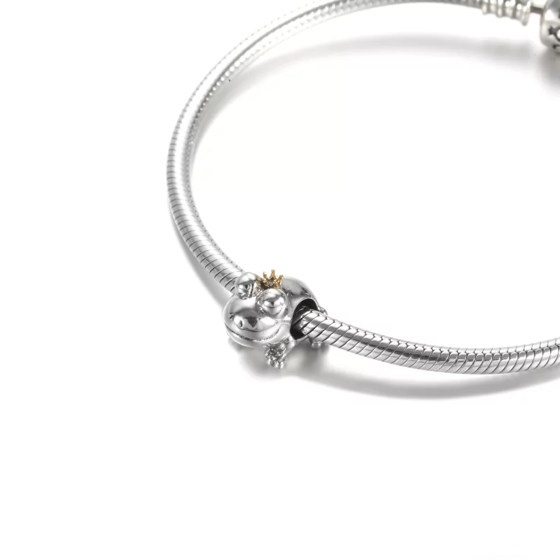 (imagen para) PANDORA Amuleto de rana príncipe bicolor - 799342C00 - Ver 5