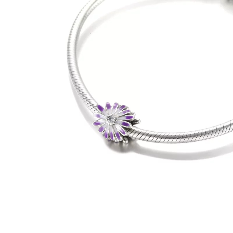 (imagen para) PANDORA Amuleto Margarita Morada - 798775C02 - Ver 5