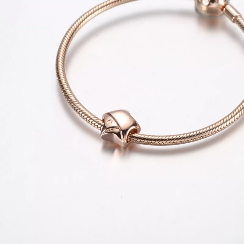 (imagen para) Charm de la suerte en oro rosa Pandora - 782484C01 - Ver 4