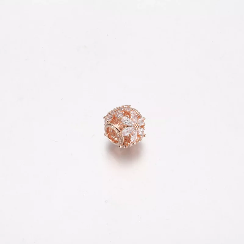 (imagen para) Charm redondo PANDORA Sparkling Herbario Cluster - 782383C01 - Ver 3