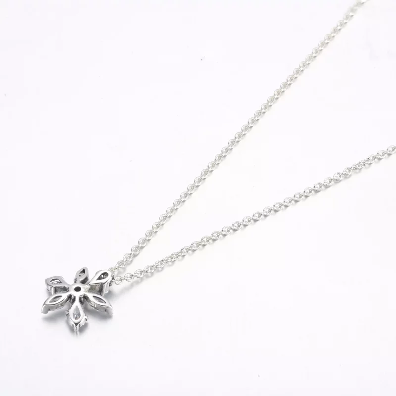 (imagen para) Collar colgante de PANDORA Sparkling Herbarium Cluster - 392387C01 - Ver 3