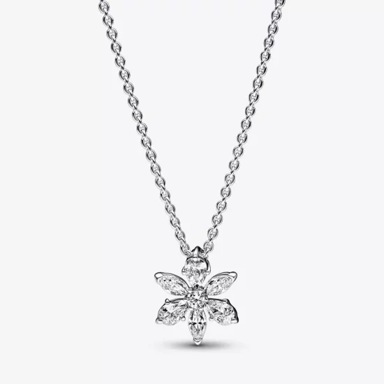 (imagen para) Collar colgante de PANDORA Sparkling Herbarium Cluster - 392387C01