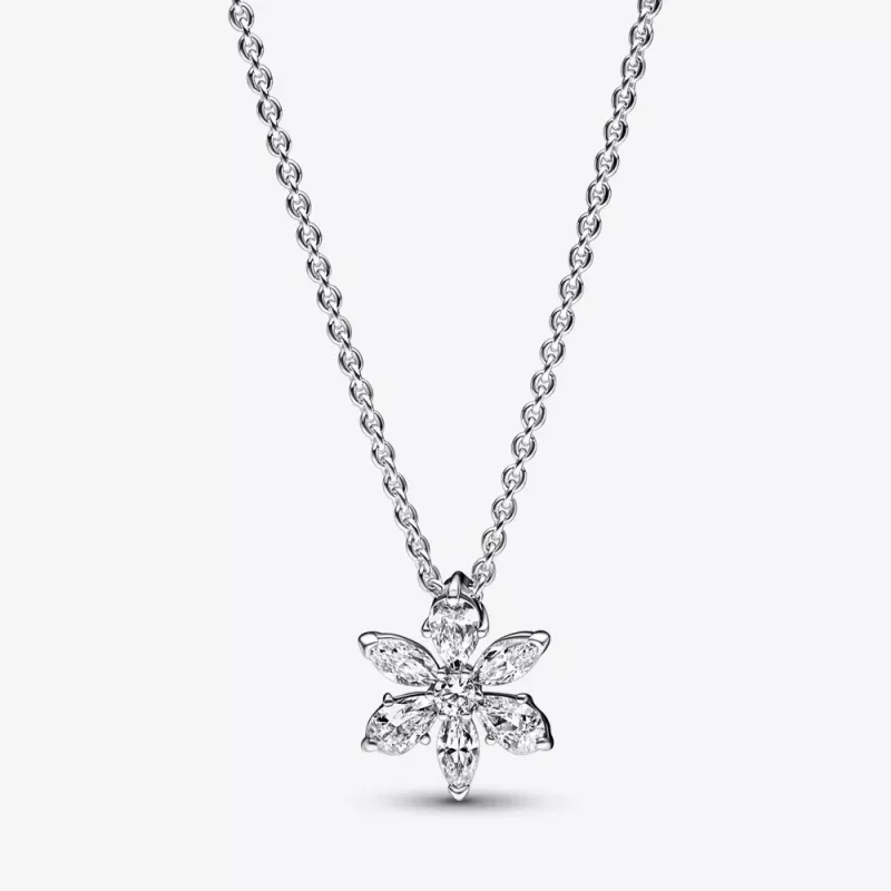 (imagen para) Collar colgante de PANDORA Sparkling Herbarium Cluster - 392387C01