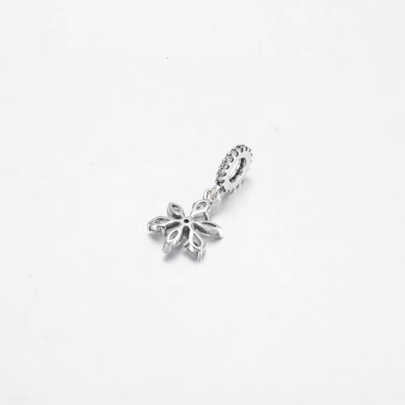 (imagen para) PANDORA Encanto Colgante de Racimo de Herbario Brillante - 792382C01 - Ver 3