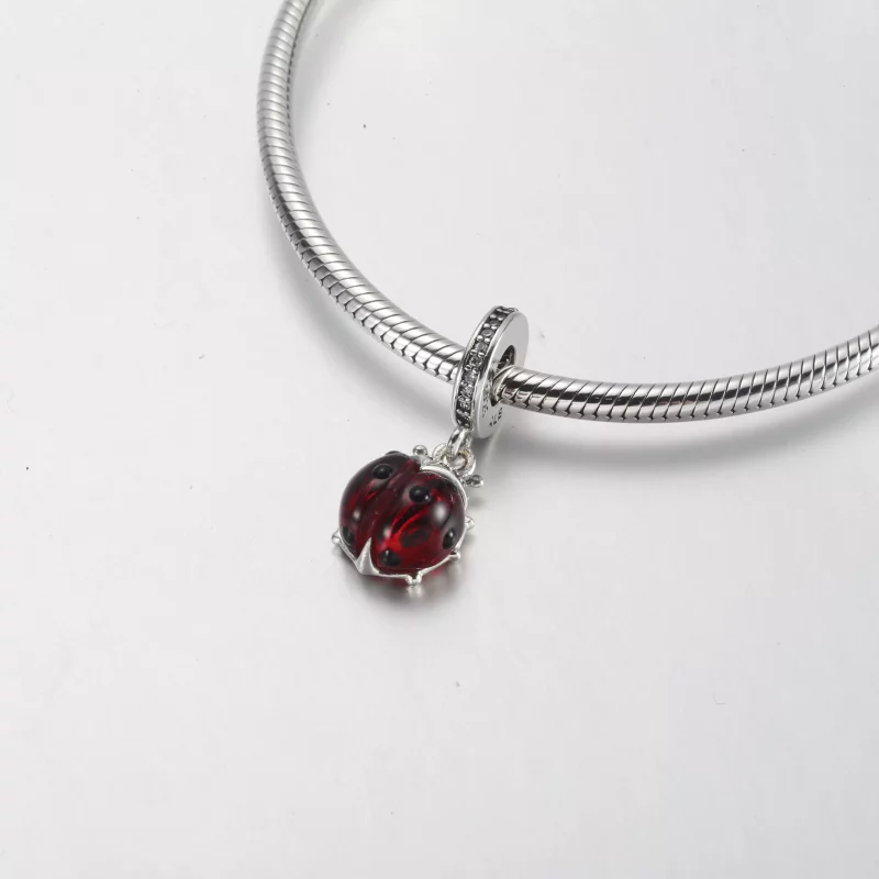 (imagen para) PANDORA Encanto Colgante Mariquita Roja - 792571C01 - Ver 4