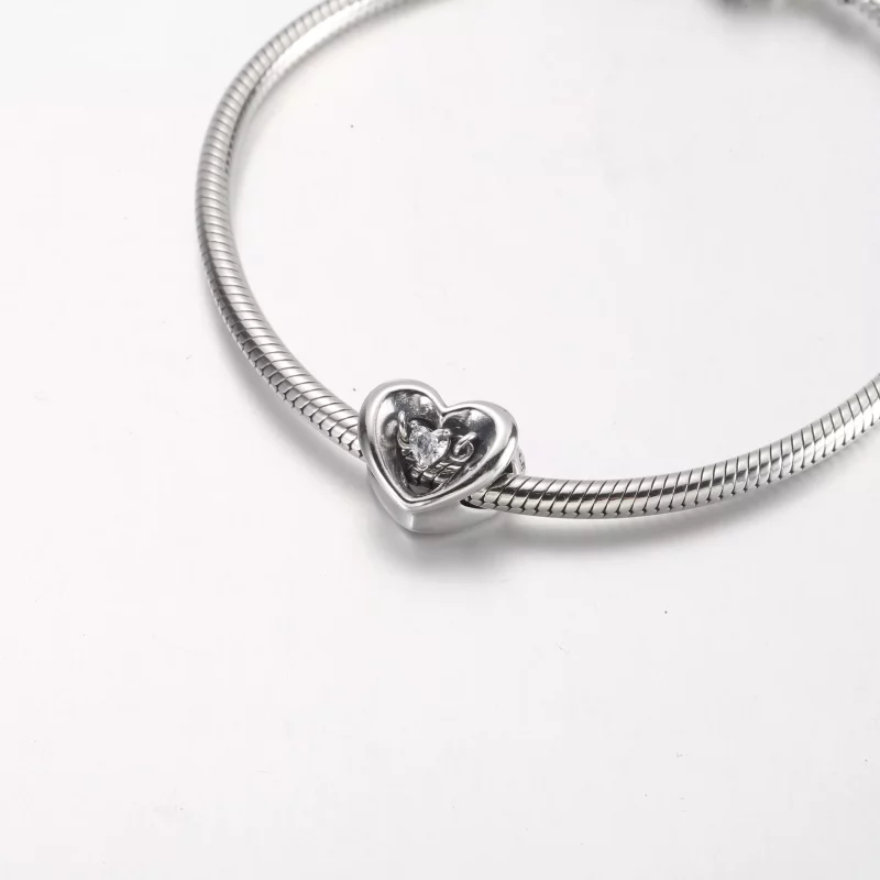 (imagen para) PANDORA Encanto Corazón Radiante y Piedra Flotante - 792493C01 - Ver 5