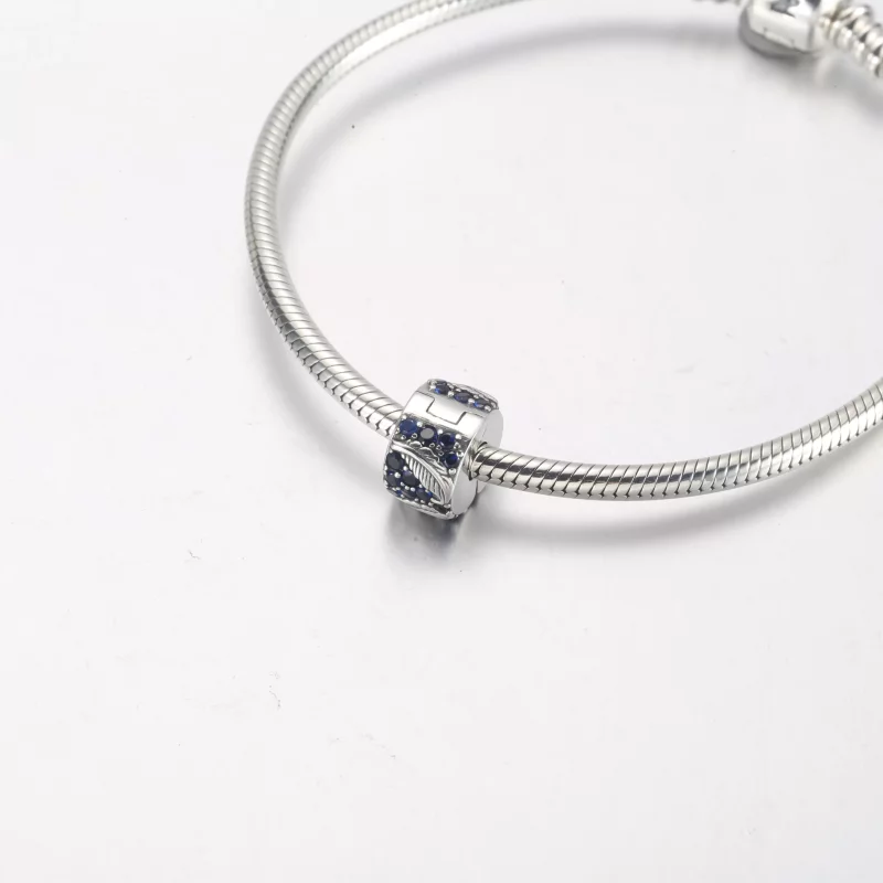(imagen para) PANDORA Pluma Curvada y Abalorio con Pavé - 792552C01 - Ver 5