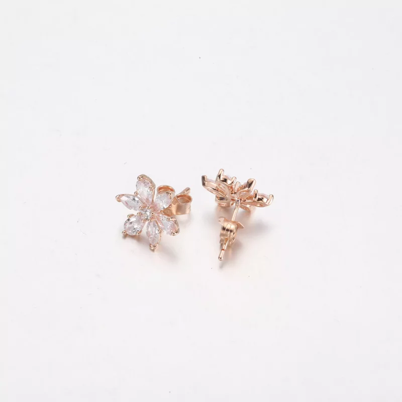 (imagen para) Pendientes de botón de PANDORA Sparkling Herbarium Cluster - 282407C01 - Ver 3
