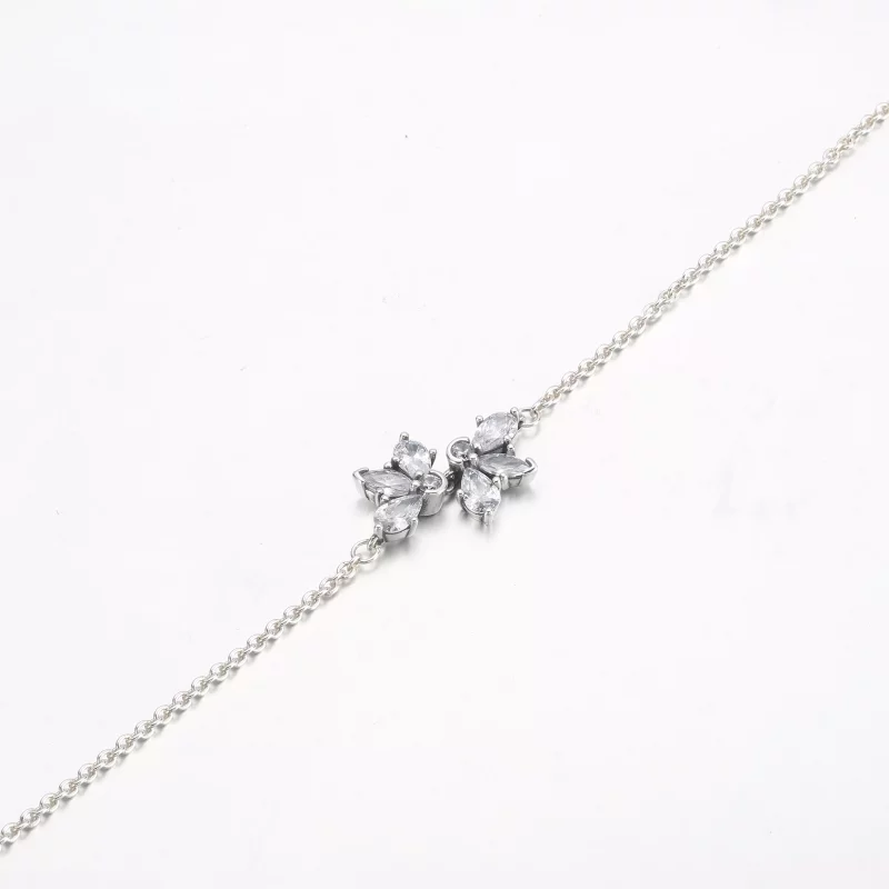 (imagen para) Pulsera de cadena PANDORA Sparkling Herbarium Cluster - 592398C01 - Ver 3