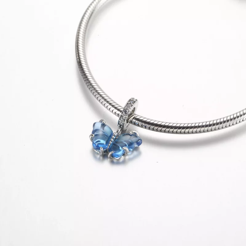 (imagen para) Charm colgante de mariposa de vidrio Murano azul Pandora - 792698C01 - Ver 4