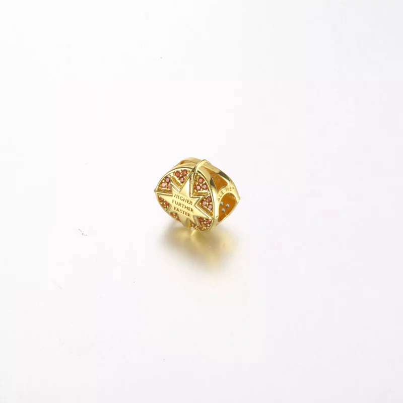 (imagen para) Pandora Marvel Capitana Marvel Insignia Charm - 762744C01 - Ver 2