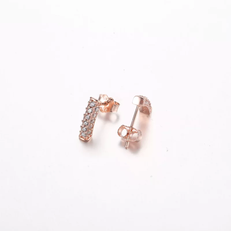 (imagen para) Pendientes de Barra de Estudio Pandora Timeless Pavé de una Fila - 262626C01 - Ver 3