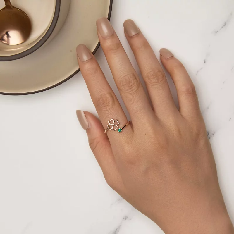 (imagen para) Anillo abierto de trébol de cuatro hojas en estilo Pandora en color oro rosa - S - Ver 5