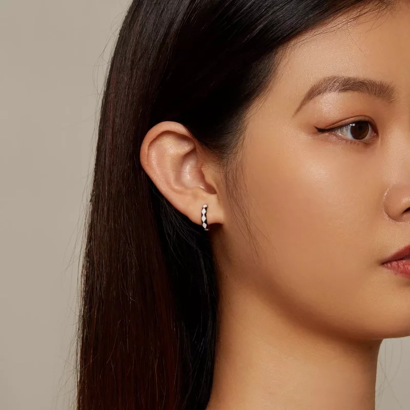(imagen para) Aretes de argolla con estilo Pandora con patrón en forma de diamante - SCE1611-B - Ver 7