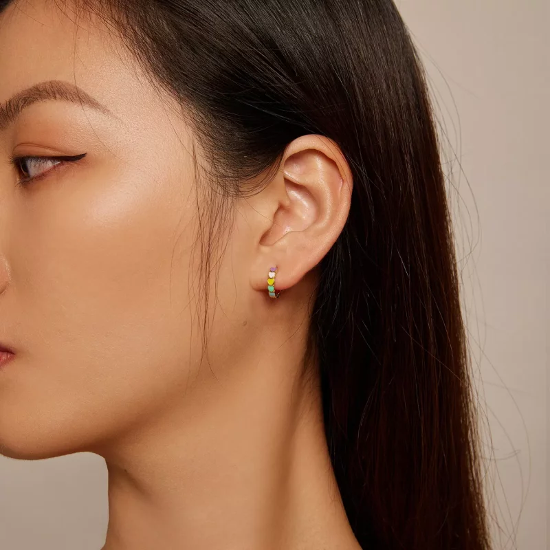 (imagen para) Aros de aro estilo Pandora con amor arcoíris dorado - SCE909-B - Ver 5