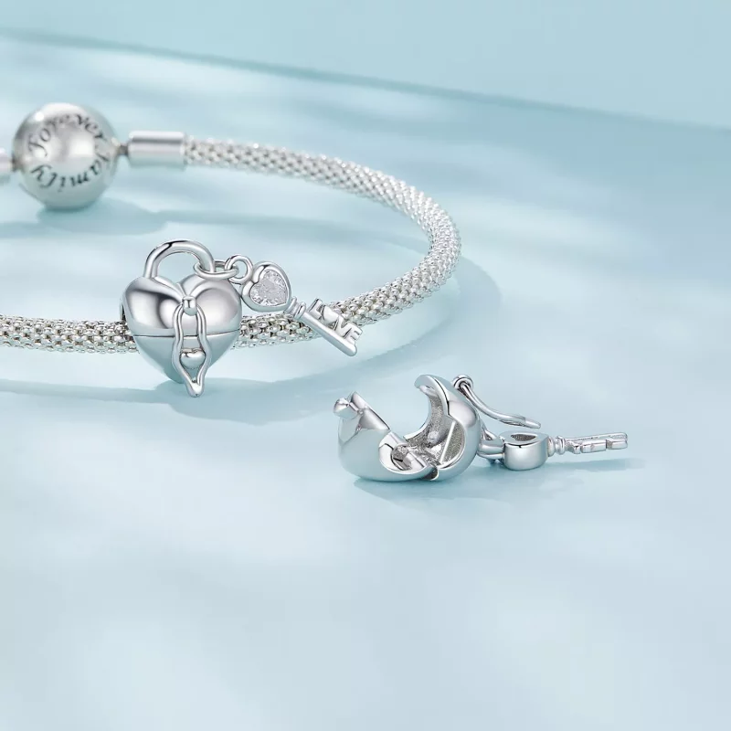 (imagen para) Charm en forma de corazón con candado y llave al estilo Pandora - SCC2580 - Ver 4