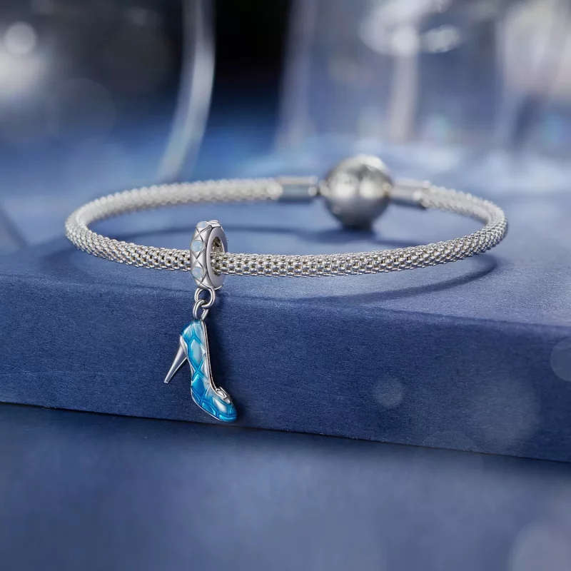 (imagen para) Pendiente colgante estilo Pandora con zapatos mágicos de baile - SCC2536 - Ver 3