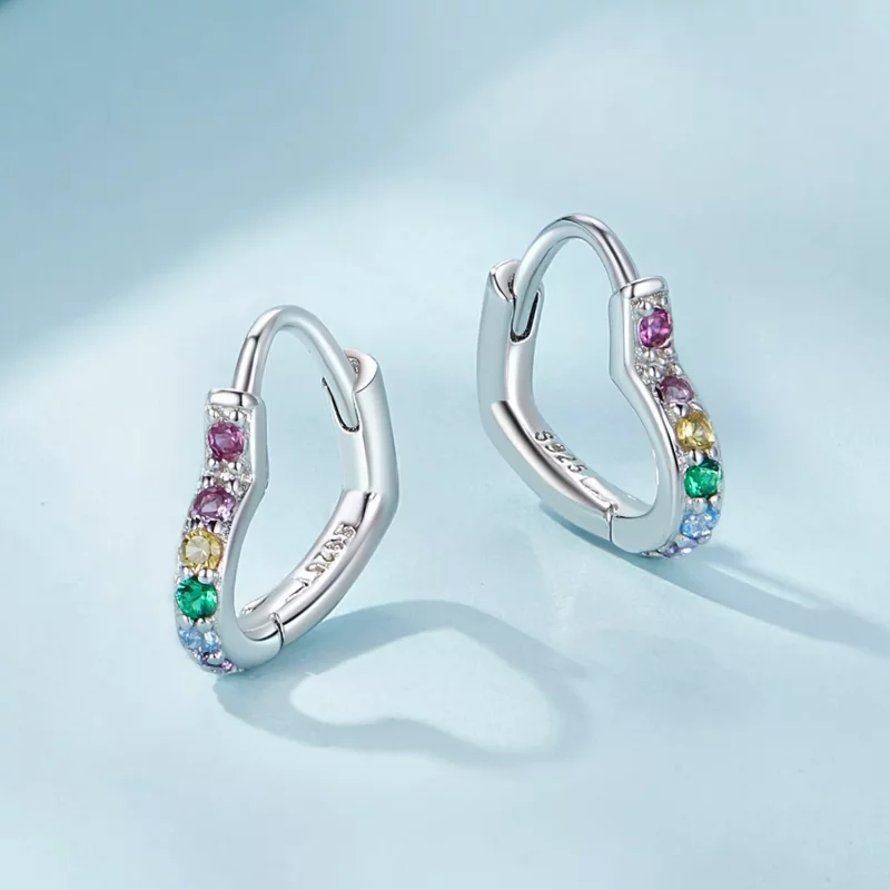 (imagen para) Pendientes de Aro con Corazón Arcoíris al Estilo Pandora - SCE1626-CF - Ver 3