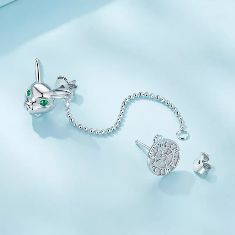 (imagen para) Pendientes de Estilo Pandora con Reloj de Conejo Blanco - SCE1617 - Ver 4