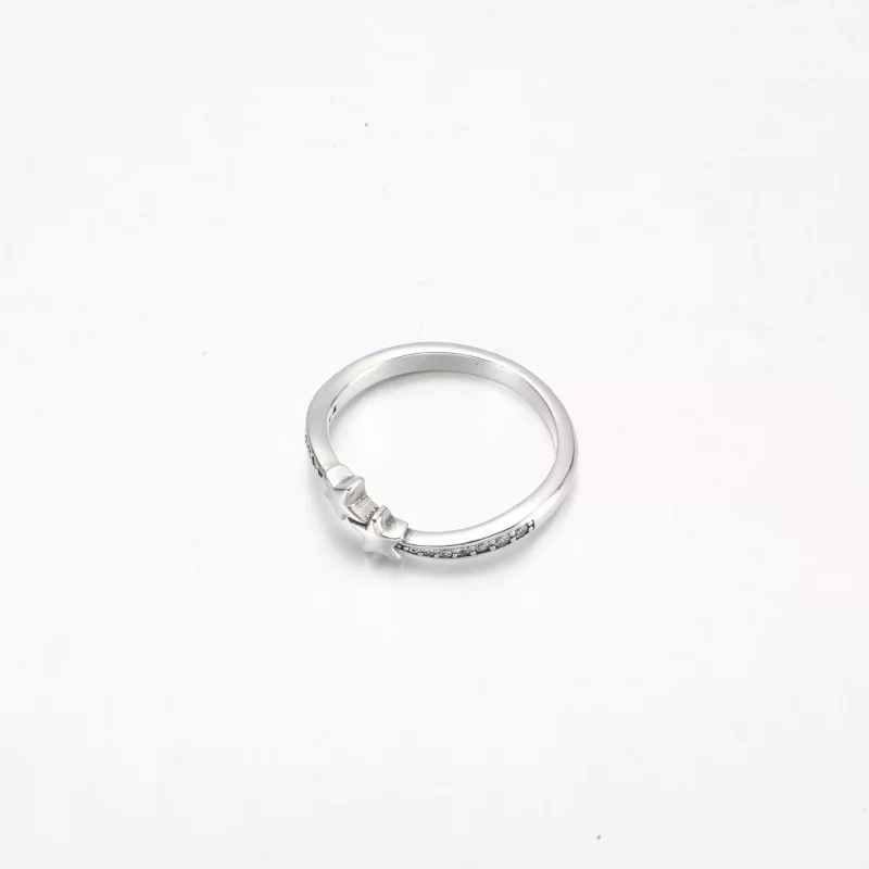(imagen para) Anillo brillante con estrellas fugaces de Pandora - 192365C01 - Ver 3