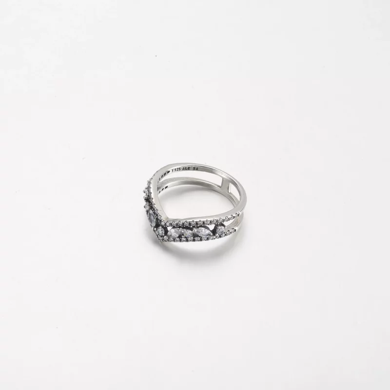 (imagen para) Anillo de doble espoleta con marquesa brillante de Pandora - 199095C01 - Ver 3