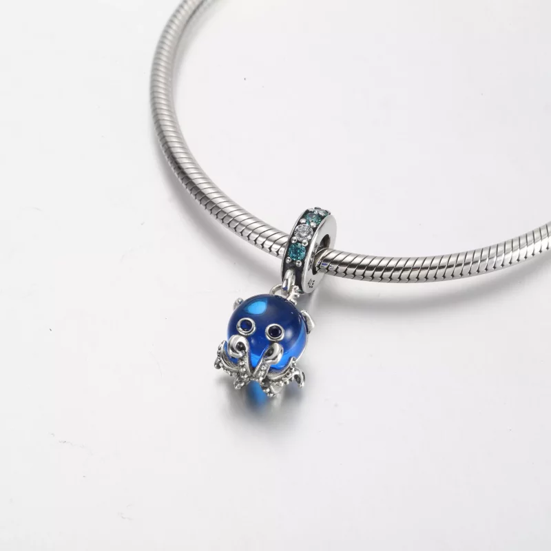 (imagen para) Charm colgante de pulpo de cristal de Murano de Pandora - 791694C01 - Ver 5